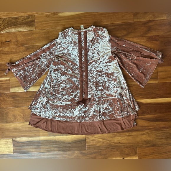 We Are HAH PHAHt City Mini Dress in Rose Gold size Small - Picture 3 of 4